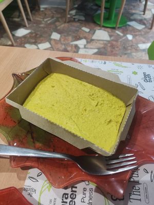 Hummus at Sara Green - Vegan Bistro in Bucharest