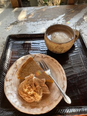 Pumpkin tarte and chai  at Shokudo Pace in Kamakura