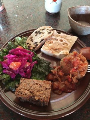 Vegan plate lunch  at Shokudo Pace in Kamakura
