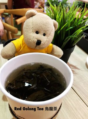 Red Oolong Tea at Greendot - Vivocity in Central Singapore