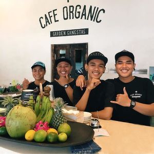 Friendly bar staff on hand to make the best smoothies and fresh jucie.  at Cafe Organic in Canggu