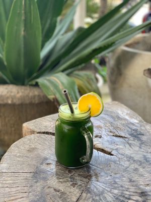 kale kick cold-pressed juice at Cafe Organic in Canggu