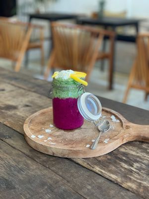 "unicorn craze" pitaya puree & matcha chia pudding at Cafe Organic in Canggu