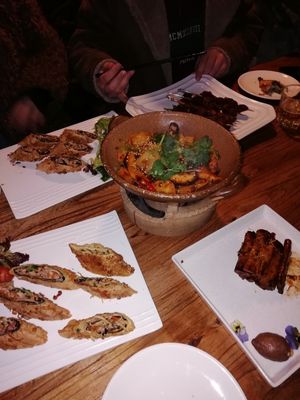 Spring rolls, bamboo, yam at Baihe - Lily Vegetarian - Dongcheng in Beijing