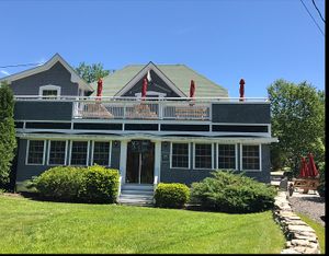 front view at Carriage House Restaurant in East Boothbay