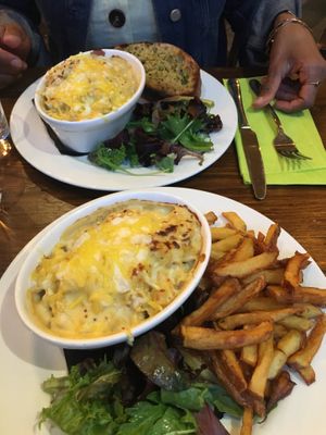 Mac and cheese with chips or garlic bread! at Harmonium in Edinburgh