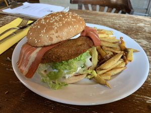 Chick’n Burger at Harmonium in Edinburgh