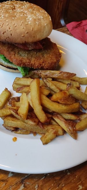 Burger at Harmonium in Edinburgh