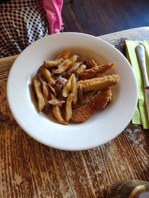 Kids chicken and chips at Harmonium in Edinburgh