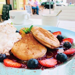 Vegan pancakes with fresh fruits at Happy Bean in Prague