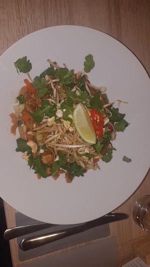 Pad thai at Happy Bean in Prague