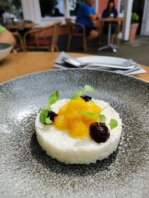 Sticky Rice mit Mango at Zum Strandläufer in Ahrenshoop