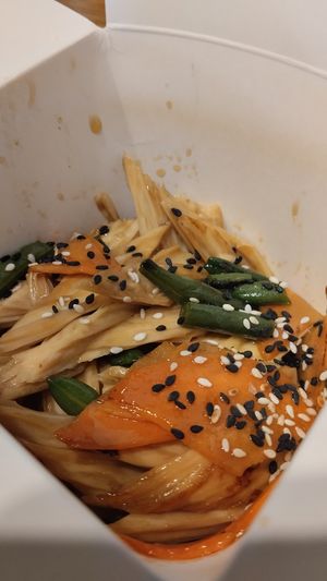  at Maneki in Yaroslavl