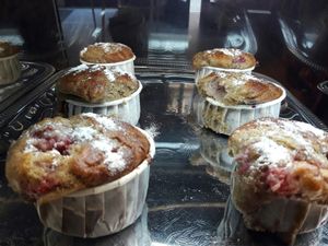 vegan raspberry almond  at Poc A Pots in Barcelona