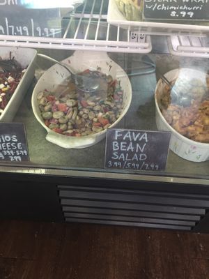 No Chianti or human liver was available at Mia's Kitchen in Suffern