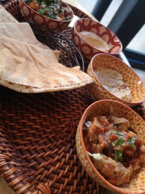 Different vegan starters, tabouleh, houmous, baba ganoush ("eggplant caviar"), vegan eggplant moussaka at Au Coeur du Liban in Metz