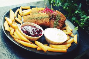 vegan ,,fish'' with fries and korean salad from carrots at Vegan Port Pizza & Restaurant in Gdansk