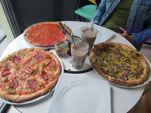 3 pizzas + Oreo milkshake at Vegan Port Pizza & Restaurant in Gdansk