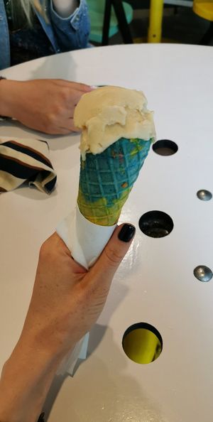 Creme brulee ice cream at Vegan Port Pizza & Restaurant in Gdansk