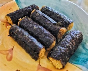 Seaweed roll at CGS Vegetarian Cafe in Miri