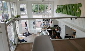 Beautiful view at JuiceBrothers - Haarlemmerplein in Amsterdam