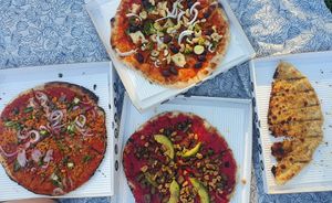 Create your own pizza at Stripped Pizza - Seefeldstrasse in Zurich