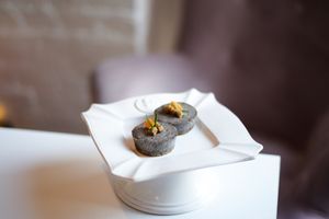 Cashew cupcake with poppy & oranges

 at Kafej in Poznan