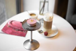 Strawberry cupcake with lemon at Kafej in Poznan