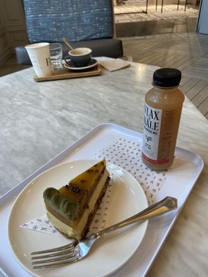 Fantastic cake!   at Flax & Kale - H&M in Barcelona