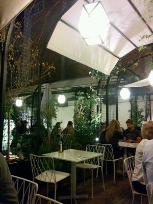 upstairs garden patio at Flax & Kale - H&M in Barcelona