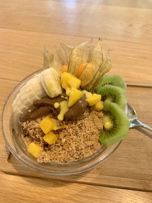 delicious açaítella bowl at Flax & Kale - H&M in Barcelona