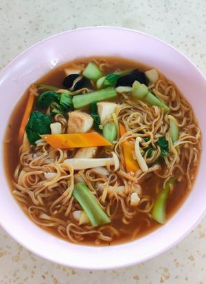 Zhichar Ee Mian - generous portion $4 at Rong Xiang Vegetarian Food 荣祥素食坊 in Central Singapore