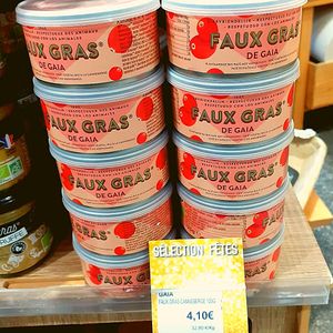 Pour les amateurs de faux gras at Naturalia Vegan - Rome in Paris