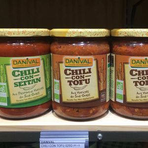 Specialty products at Naturalia Vegan - Rome in Paris