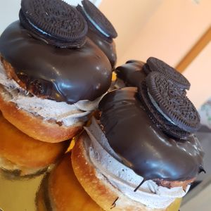 Donuts de oreo.
Veganos de elaboración propia, sin huevos,sin leche. at El Tastet De L'abat in Manresa