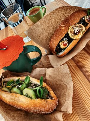 Hot dogs at Dogs Like Ducks in Lviv