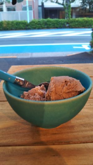 Vanilla date and coffee date at Kippy's Coco-Cream in Tokyo