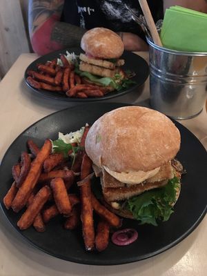 Teriyaki Tofu Burger with Sweet Potato Fries at Gastropub Betony in Kouvola