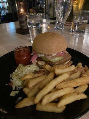 Vegan tofu burger at Gastropub Betony in Kouvola