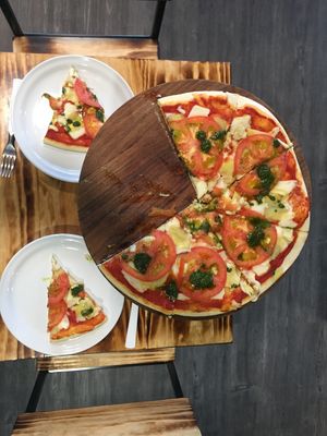Best vegan pizza ever! at Diez Barra Diez in Mexico City