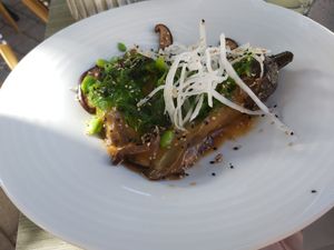 Vegan aubergine salad at Noname Restaurant in Mallorca