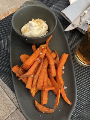 Sweet potato with vegan cashew aioli  at Noname Restaurant in Mallorca