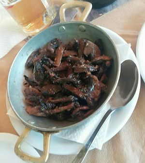 Garlic mushrooms at Myli Restaurant Café in Crete