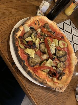 Pizza Vegana at Iaia Cristina in Barcelona