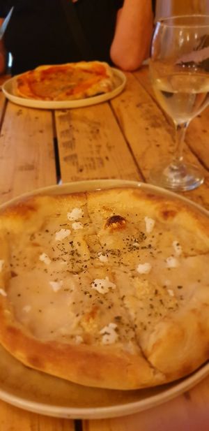 4 cheese Pizza- not so tasty and not much topping at Masa Madre in Madrid