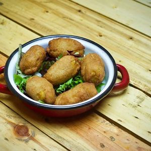 Croquetas de zanahoria, puerro y champiñón.. una delicia!!!! at Masa Madre in Madrid