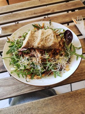 Noodles crudiveganos at Bunny's Deli in Madrid