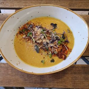  at Bunny's Deli in Madrid