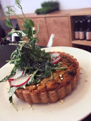 Vegan Spinach Mushroom Quiche at Bunny's Deli in Madrid