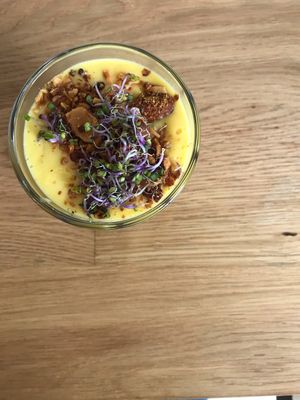 crema de coliflor y zanahoria // cauliflower carrot soup  at Bunny's Deli in Madrid